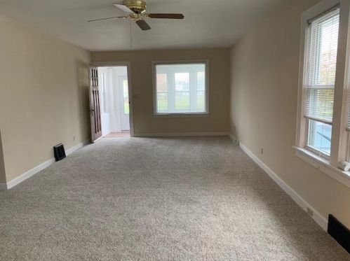 6812 37th Ave, Kenosha, WI 53142-7105