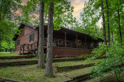 275 700, Valpo, IN 46385-8534