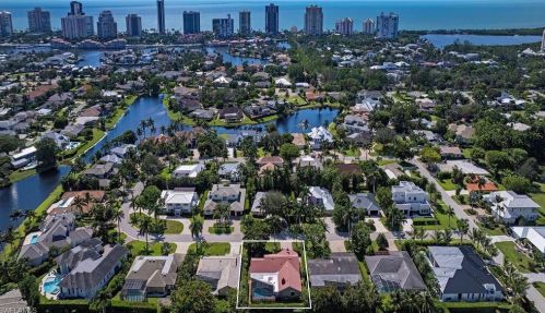 4870 Whispering Pine Way, Naples, FL 34103-2408