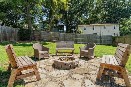 220 Vernon St, New Kensington PA  15068-5844 exterior