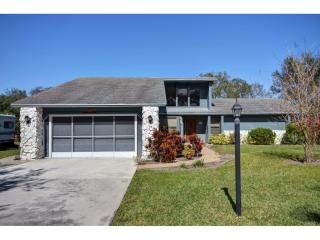 808 Robin Ln, Sebastian, FL 32958-4489