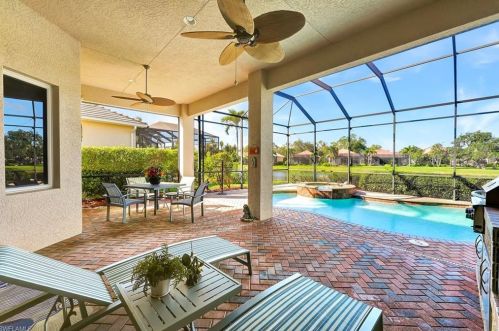 6000 Hammock Isles Cir, Naples, FL 34119-4649