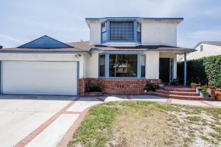 4139 Iroquois Ave, Lakewood, CA 90713-3209