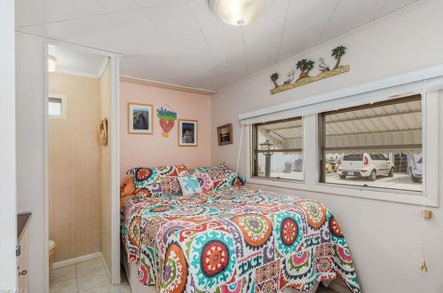 4995 Curlew Dr, Saint James City FL  33956-2826 exterior