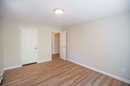 29 Theresa Ave, Salem NH  03079-3959 exterior