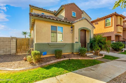 7809 Bonitos Dr, Phoenix, AZ 85035-5072