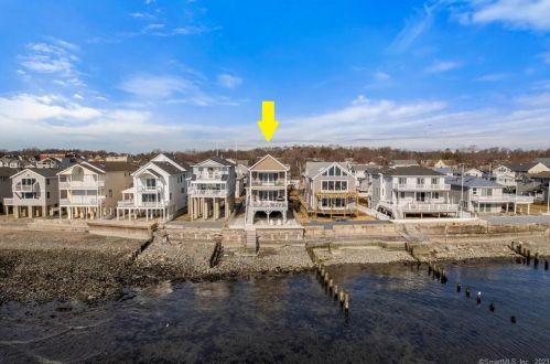 27 Point Beach Dr, Milford, CT 06460-7642