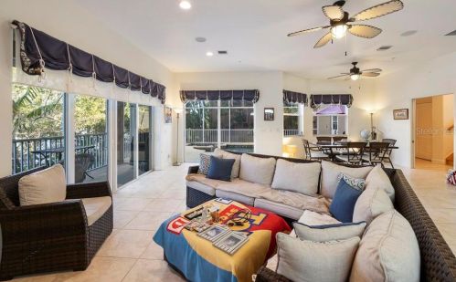 705 Shakett Creek Dr, Nokomis FL  34275-2252 exterior