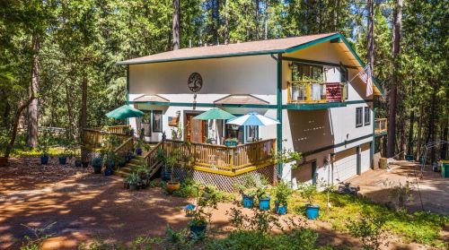 2611 Skylark Ln, Snowline Camp, CA 95709-9764