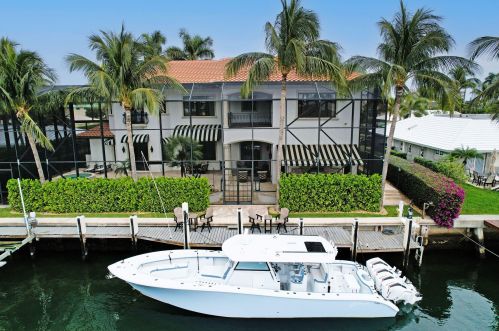1061 Gulfstream Way, West Palm Beach FL  33404-2732 exterior