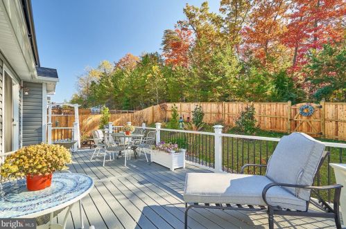 1201 Happy Ridge Dr, Front Royal VA  22630 exterior