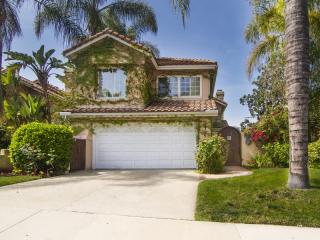3711 Calle Jazmin, Calabasas CA  91302-3040 exterior