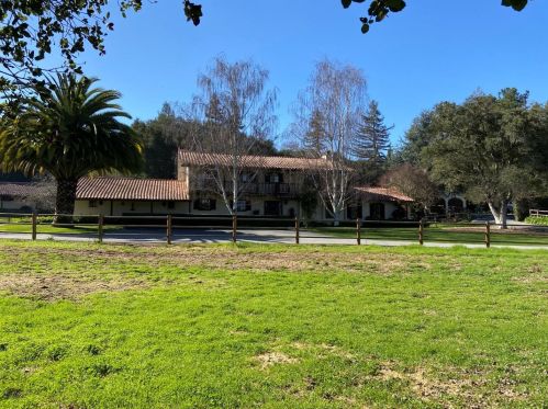 180 Fox Hollow Rd, Redwood City, CA 94062-3608