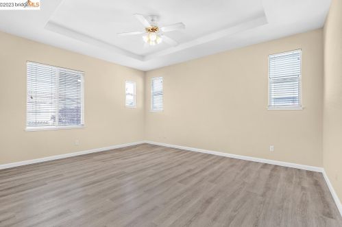 23 Elijah Ct, West Pittsburg CA  94565-2748 exterior