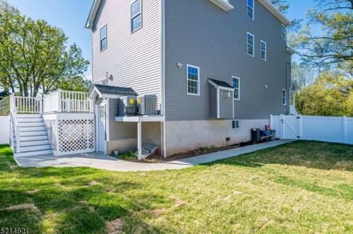 421 River Rd, Rahway NJ  07065-4203 exterior