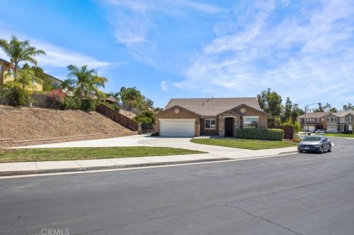 12225 Brianwood Dr, Riverside, CA 92503-6752