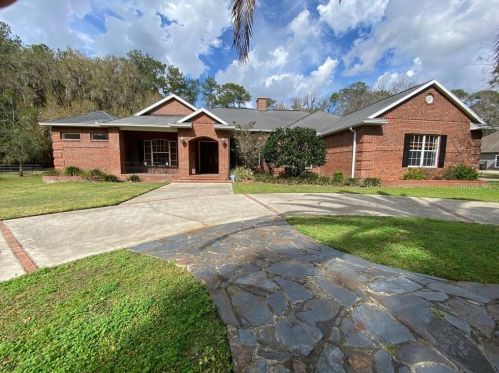 2021 59th St, Ocala, FL 34480-6142