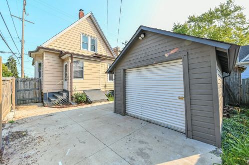 2217 65th St, Kenosha WI  53143-4836 exterior