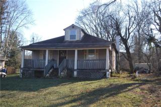 2194 Leithsville Rd, Hellertown, PA 18055-3009