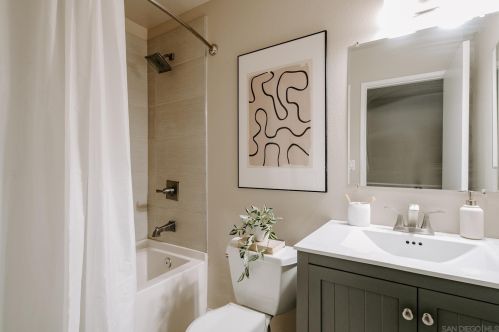 6491 Bell Blf Ave, San Diego CA 92119-1046 exterior