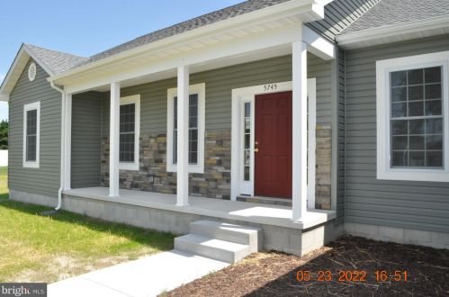 5745 Milford Harrington Hwy, Harrington DE  19952-2335 exterior