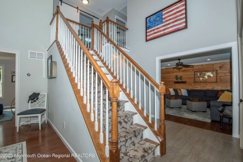 9 Maxim Ct, Jackson Twp NJ 08527-3893 exterior