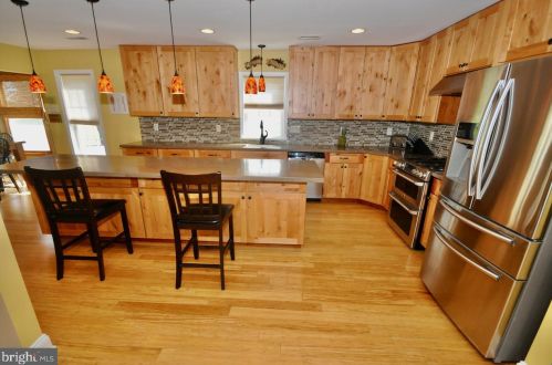 216 Abbey Ln, Auburn NJ  08085-1471 exterior