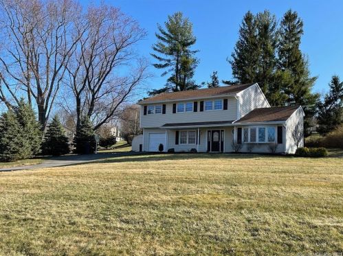 60 Panorama Dr, Patterson, NY 12563-2305