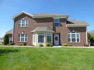 10205 Lark Meadow Dr, Louisville, KY 40291-4234
