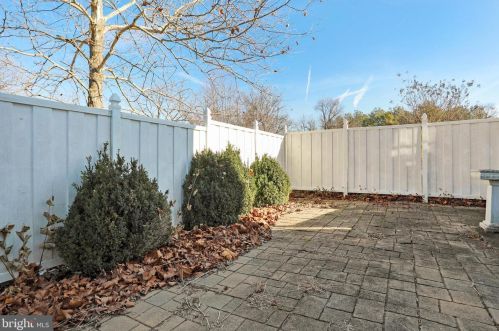 13070 Old Valley Pike, Edinburg VA  22824-3144 exterior