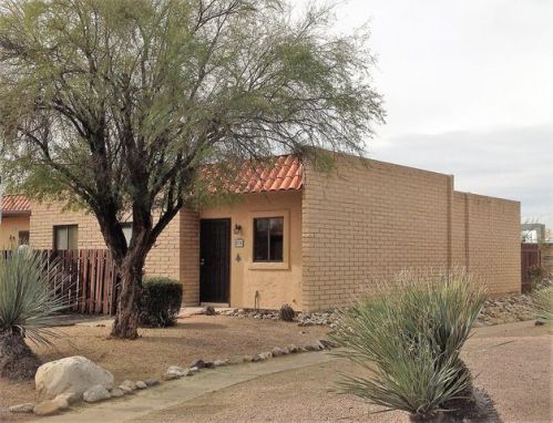 820 Pantano Rd, Tucson, AZ 85710-5829