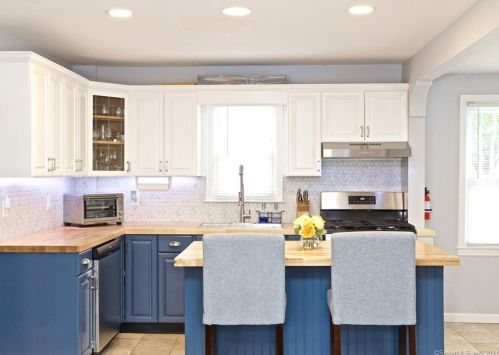 341 Strawberry Hill Ave, Norwalk, CT 06851-4305
