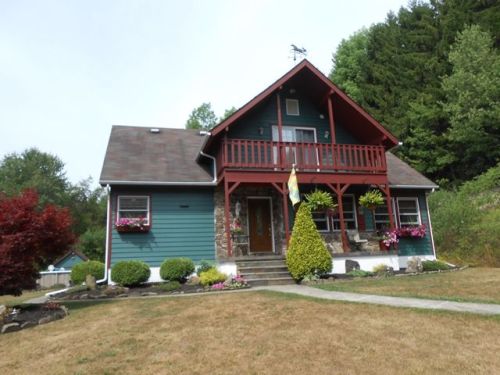 39 Sears St, Stonyfork, PA 16901-8200