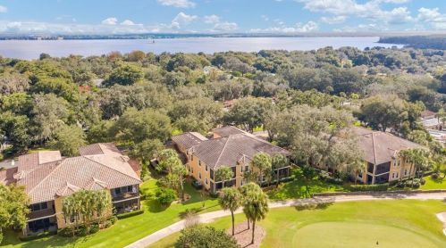 24 Camino Real, Howey In The Hills FL  34737-3140 exterior