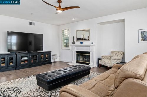 5648 Dresslar Cir, Livermore CA  94550-7194 exterior