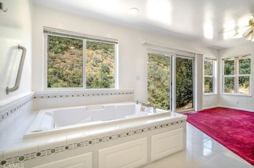 45100 Carmel Vly Rd, Greenfield CA  93927-9757 exterior