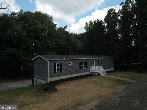5366 Steltz Rd, Tolna, PA 17349-9295