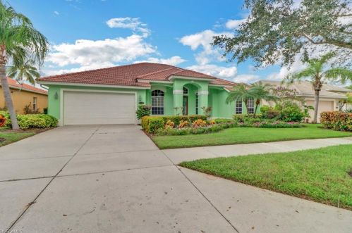 14462 Indigo Lakes Cir, Naples, FL 34119-4808