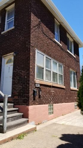 1143 115th St, Whiting, IN 46394-1143