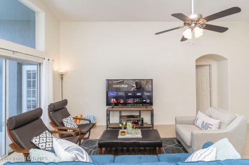 2631 Autumn Creek Cir, Kissimmee FL  34747-2236 exterior