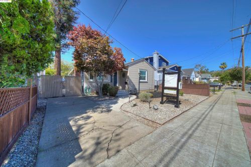 830 Broadmoor Blvd, San Leandro, CA 94577-2002