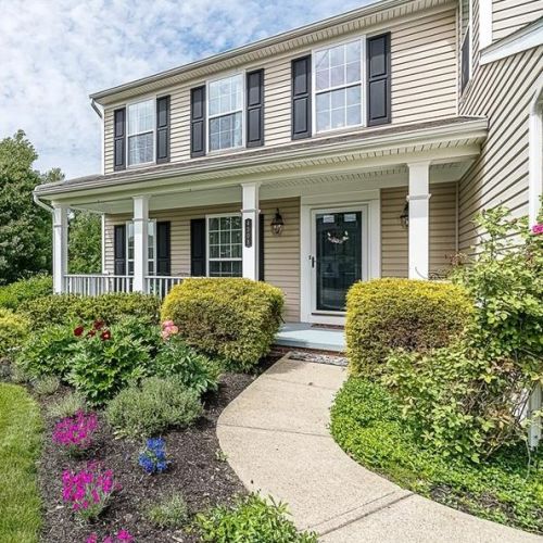 4308 Grandview Dr, Gibsonia, PA 15044-5327