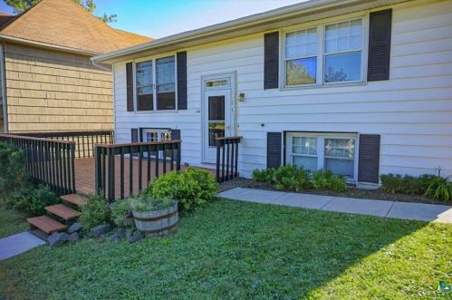 821 4th Ave, Duluth, MN 55805-1336