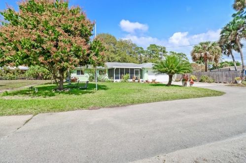 10723 Reynolds St, Bonita Springs, FL 34135-5512