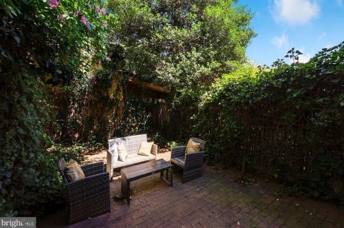 1321 28 St, Washington DC 20007-3101 exterior