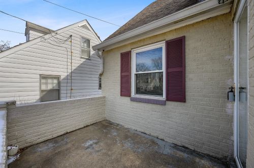6402 Elbrook Ave, Cincinnati, OH 45237-4302