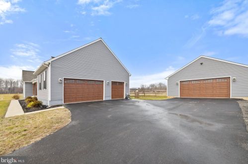 12950 Lemaster Dr, Nokesville VA  20181-2457 exterior