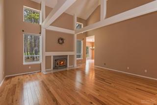 16876 Pony Express Way, Bend, OR 97707-2252