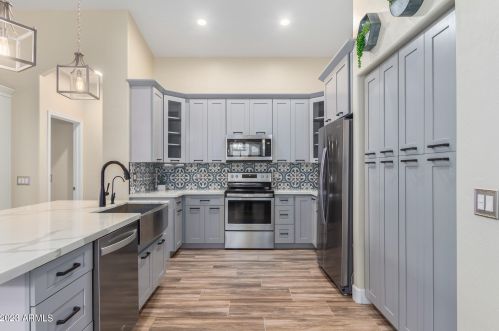 3240 Cascade Pl, Chandler AZ exterior