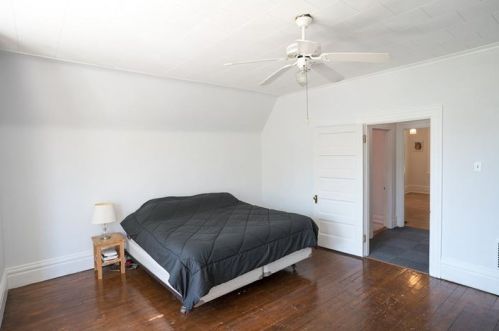 5621 Jackson St, Pittsburgh PA  15206-1521 exterior